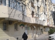 İcarəyə verilir 5 otaqlı 240 m2 köhnə tikili Elmlər Akademiyası m.