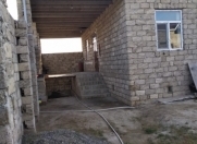 Satılır 5 otaqlı 122 m2 həyət evi Binə