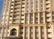 Satılır 3 otaqlı 118 m2 yeni tikili Azneft meydanı