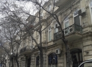 Satılır 2 otaqlı 50 m2 köhnə tikili Azərbaycan kinoteatrı