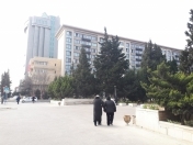 Satılır 4 otaqlı 90 m2 köhnə tikili Güzdək