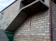 Satılır 7 otaqlı 100 m2 həyət evi Ramana