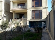 İcarəyə verilir 8 otaqlı 500 m2 bağ evi Abşeron r.