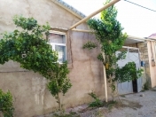 Satılır 2 otaqlı 60 m2 həyət evi Badamdar