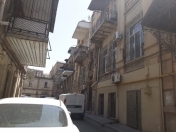 Satılır 4 otaqlı 120 m2 köhnə tikili MUM