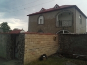 Satılır 4 otaqlı 210 m2 həyət evi Qax