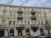 Satılır 3 otaqlı 130 m2 köhnə tikili Nizami kinoteatrı