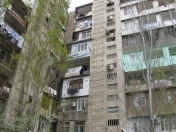 Satılır 4 otaqlı 77 m2 köhnə tikili Qaraçuxur