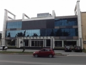 Satılır 4 otaqlı 7500 m2 obyekt Qara Qarayev m.