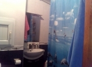 Satılır 2 otaqlı 65 m2 köhnə tikili Bakıxanov