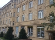 Satılır 2 otaqlı 70 m2 yeni tikili Gənclik m.