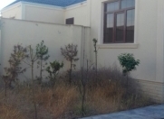 Satılır 3 otaqlı 100 m2 həyət evi Y.Suraxanı