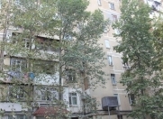 İcarəyə verilir 2 otaqlı 65 m2 köhnə tikili Heydər Əliyev Mərkəzi