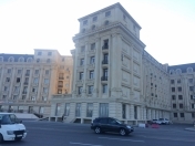 İcarəyə verilir 1 otaqlı 500 m2 yeni tikili Bayıl