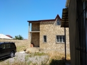 Satılır 4 otaqlı 200 m2 bağ evi Novxanı