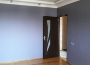 Satılır 5 otaqlı 110 m2 köhnə tikili Xalqlar Dostluğu m.