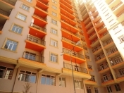 Satılır 3 otaqlı 100 m2 yeni tikili 8 mkr