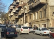 Satılır 3 otaqlı 60 m2 köhnə tikili Daxili İşlər Nazirliyi