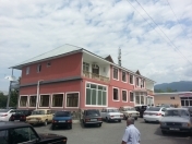 Satılır 10 otaqlı 1 m2 obyekt Şəki