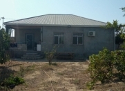 Satılır 3 otaqlı 80 m2 həyət evi Albalı