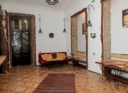 Satılır 4 otaqlı 140 m2 obyekt Sahil m.