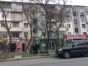 Satılır 3 otaqlı 65 m2 köhnə tikili 5 mkr