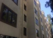 Satılır 2 otaqlı 65 m2 köhnə tikili İnşaatçılar m.