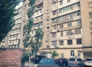 Satılır 5 otaqlı 120 m2 köhnə tikili Montin