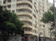 Satılır 2 otaqlı 122 m2 yeni tikili Qara Qarayev m.