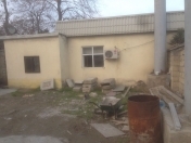 Satılır 5 otaqlı 700 m2 obyekt Badamdar