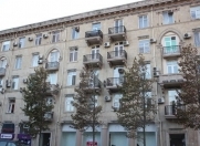 İcarəyə verilir 3 otaqlı 75 m2 ofis Heydər Əliyev Mərkəzi