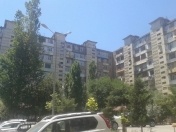 Satılır 1 otaqlı 40 m2 köhnə tikili İnşaatçılar m.