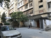 Satılır 3 otaqlı 85 m2 köhnə tikili 9 mkr