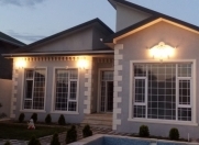 Satılır 4 otaqlı 130 m2 bağ evi Şüvəlan Park ticarət mərkəzi