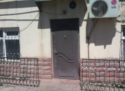 Satılır 2 otaqlı 50 m2 həyət evi Yasamal r.