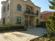 Satılır 8 otaqlı 450 m2 villa Mehdiabad
