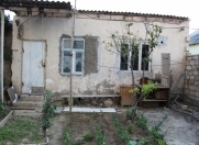 Satılır 2 otaqlı 50 m2 həyət evi Bakıxanov