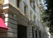 İcarəyə verilir 1 otaqlı 41 m2 köhnə tikili Sahil m.