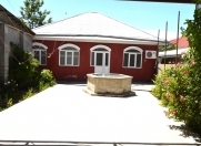 İcarəyə verilir 6 otaqlı 200 m2 həyət evi Şəki