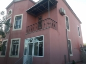 Satılır 5 otaqlı 250 m2 villa Bülbülə