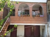 Satılır 3 otaqlı 90 m2 köhnə tikili Gənclik m.