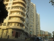 Satılır 3 otaqlı 470 m2 obyekt 8 km