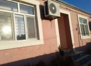 Satılır 3 otaqlı 90 m2 həyət evi Binə