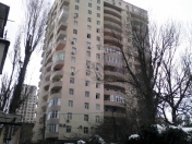 İcarəyə verilir 3 otaqlı 90 m2 yeni tikili İnşaatçılar m.