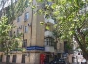 Satılır 3 otaqlı 61 m2 köhnə tikili Neftçilər m.