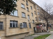 İcarəyə verilir 2 otaqlı 60 m2 köhnə tikili Gənclik m.