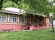 İcarəyə verilir 3 otaqlı 120 m2 villa Qax