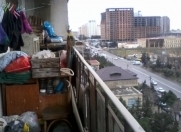 Satılır 9 otaqlı 104 m2 köhnə tikili Ukrayna dairəsi