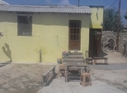 Satılır 2 otaqlı 60 m2 həyət evi Şüvəlan