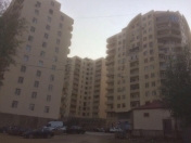 Satılır 3 otaqlı 132 m2 yeni tikili Yasamal r.